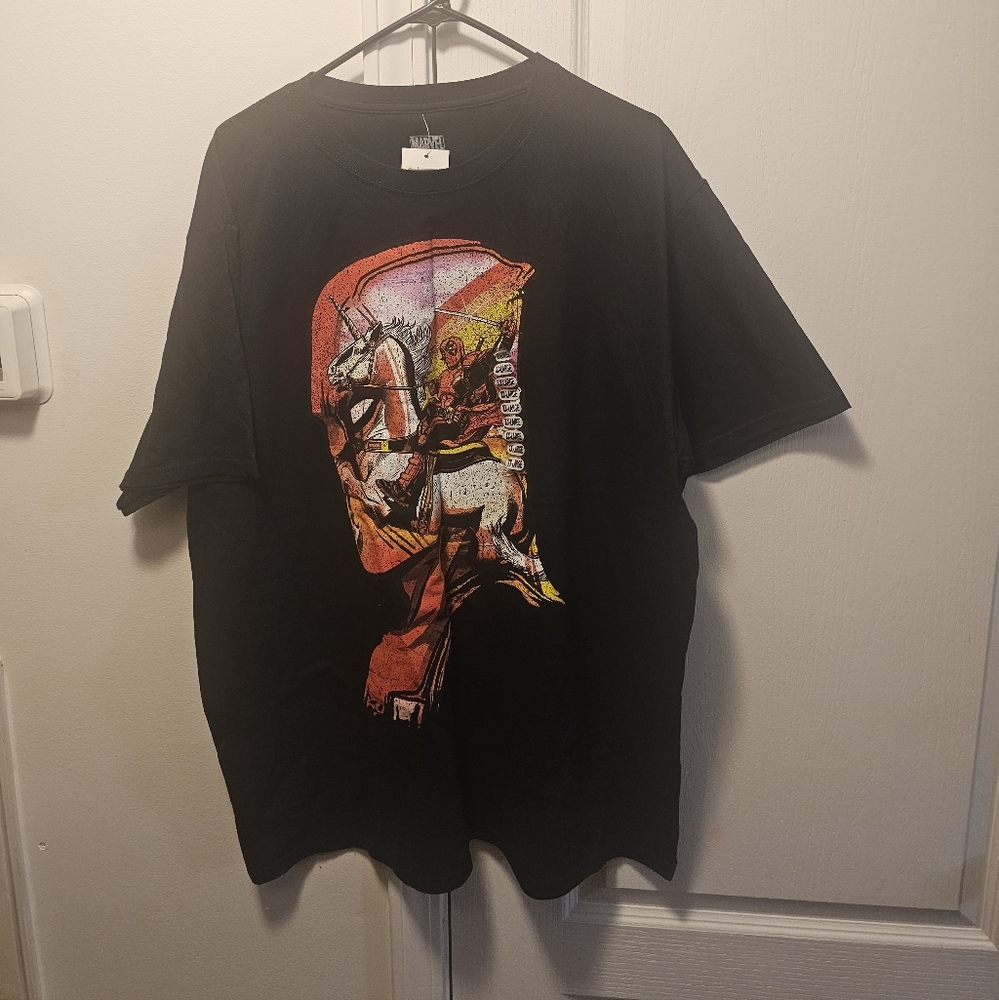 Marvel Deadpool t shirt Men 2XL Black T-Shirt with Colorful Graphic